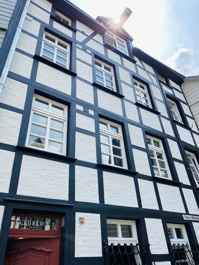 Holiday House Burgblick2 With Garden - Vosproperties Monschau Eksteriør billede